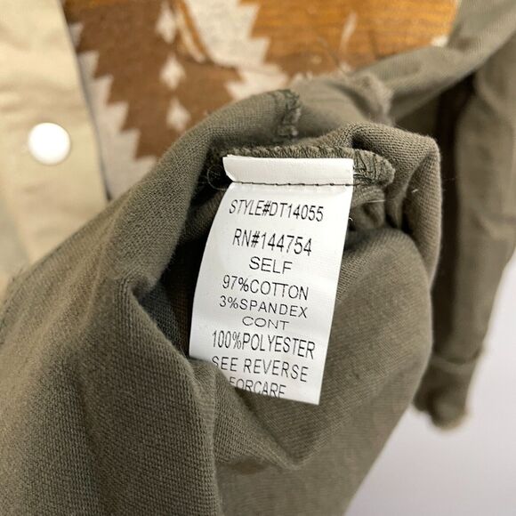 Davi & Dani Women Western Button Snap Shirt Jacket Size Medium Aztec M285 -8 - Picture 8 of 15